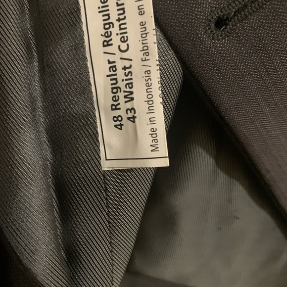 Alfred sung gray suit jacket vest & pants 48 regular 43 waist - Picture 6 of 9